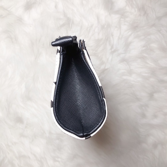 Makeup hard case box clutch - Picture 6 of 7